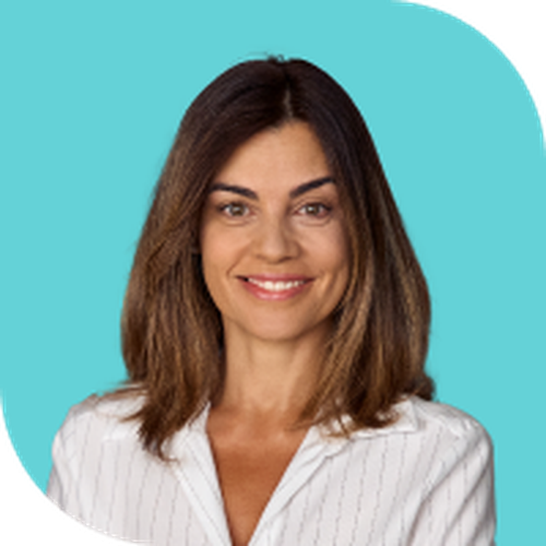 Professional dressed woman looking ahead